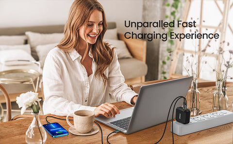 AOHI Magcube 100W Foldable Fast Charger Set with LED Cable